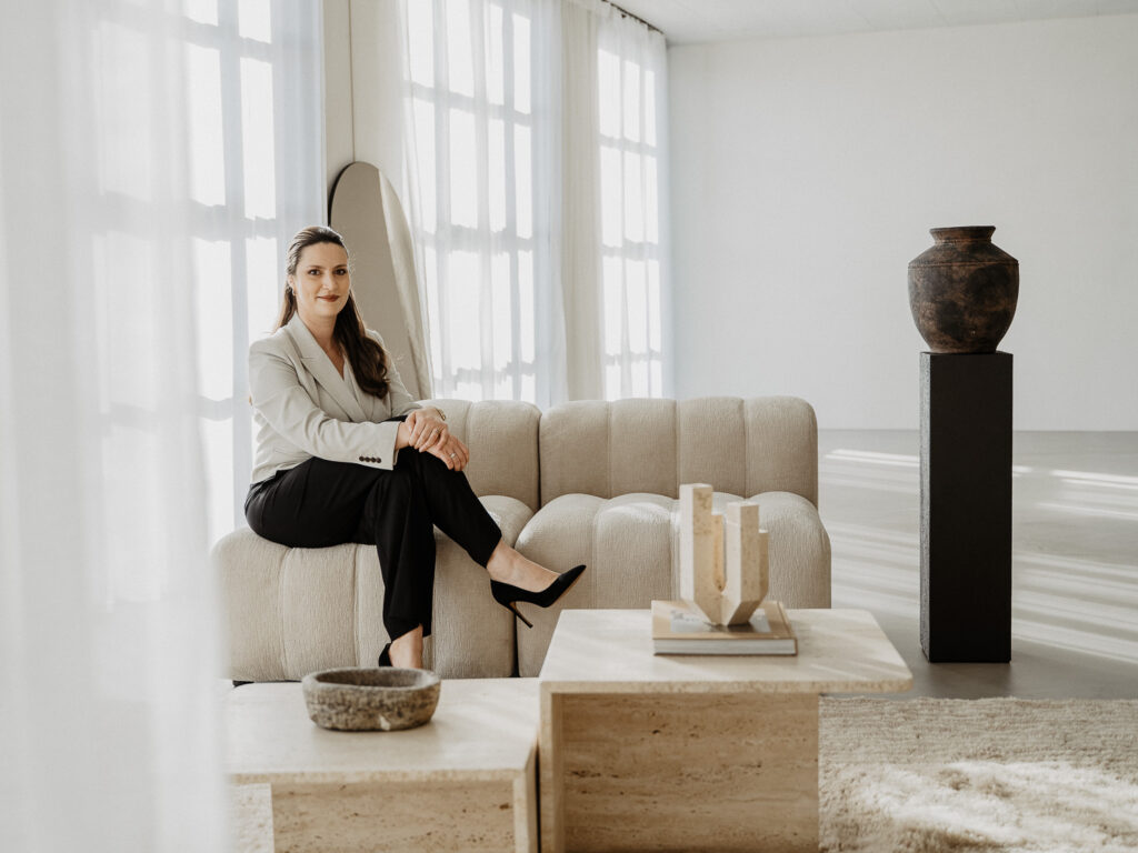 Fancy Design steht für luxuriöse, individuelle Hochzeitseinladungen, Save the Dates und Hochzeitszeitungen